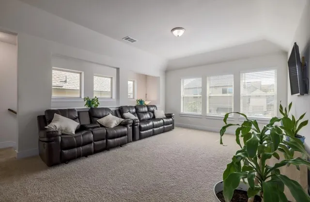 $2,275 | 13501 Metric Boulevard, Unit 16, Austin, TX 78727