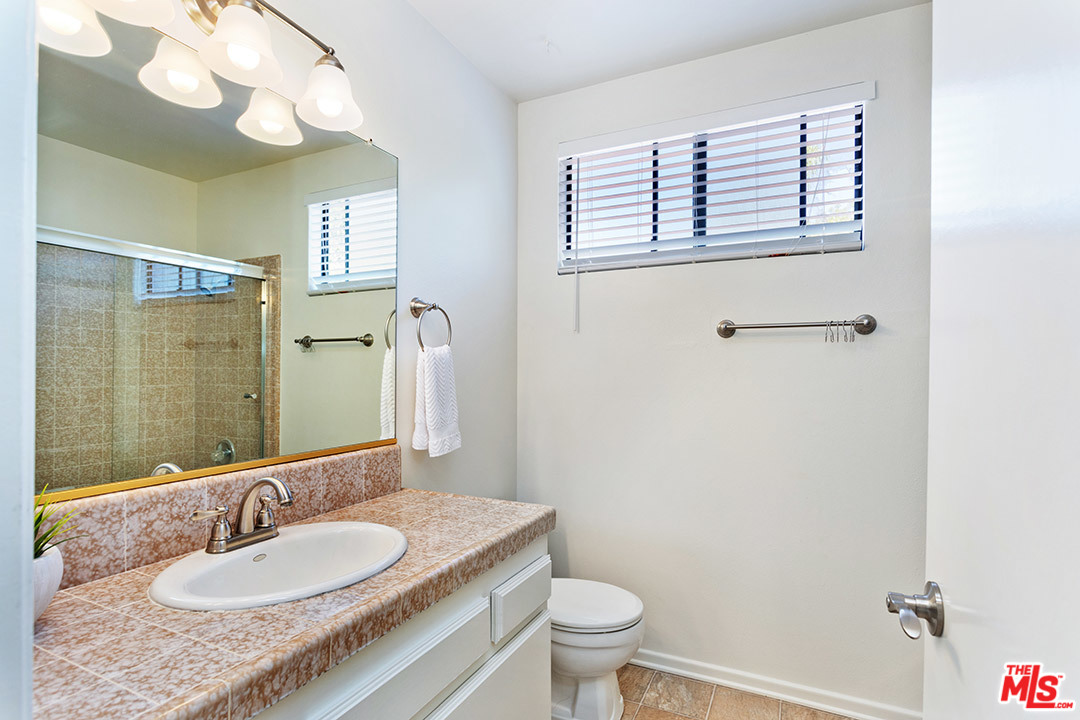 1436 Brixton Road Pasadena, CA 91105 - Photo 13 of 25 Gallery Image 13