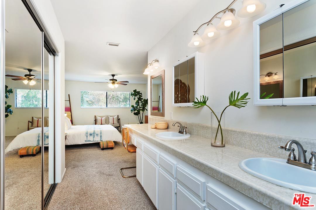1436 Brixton Road Pasadena, CA 91105 - Photo 19 of 25 Gallery Image 19