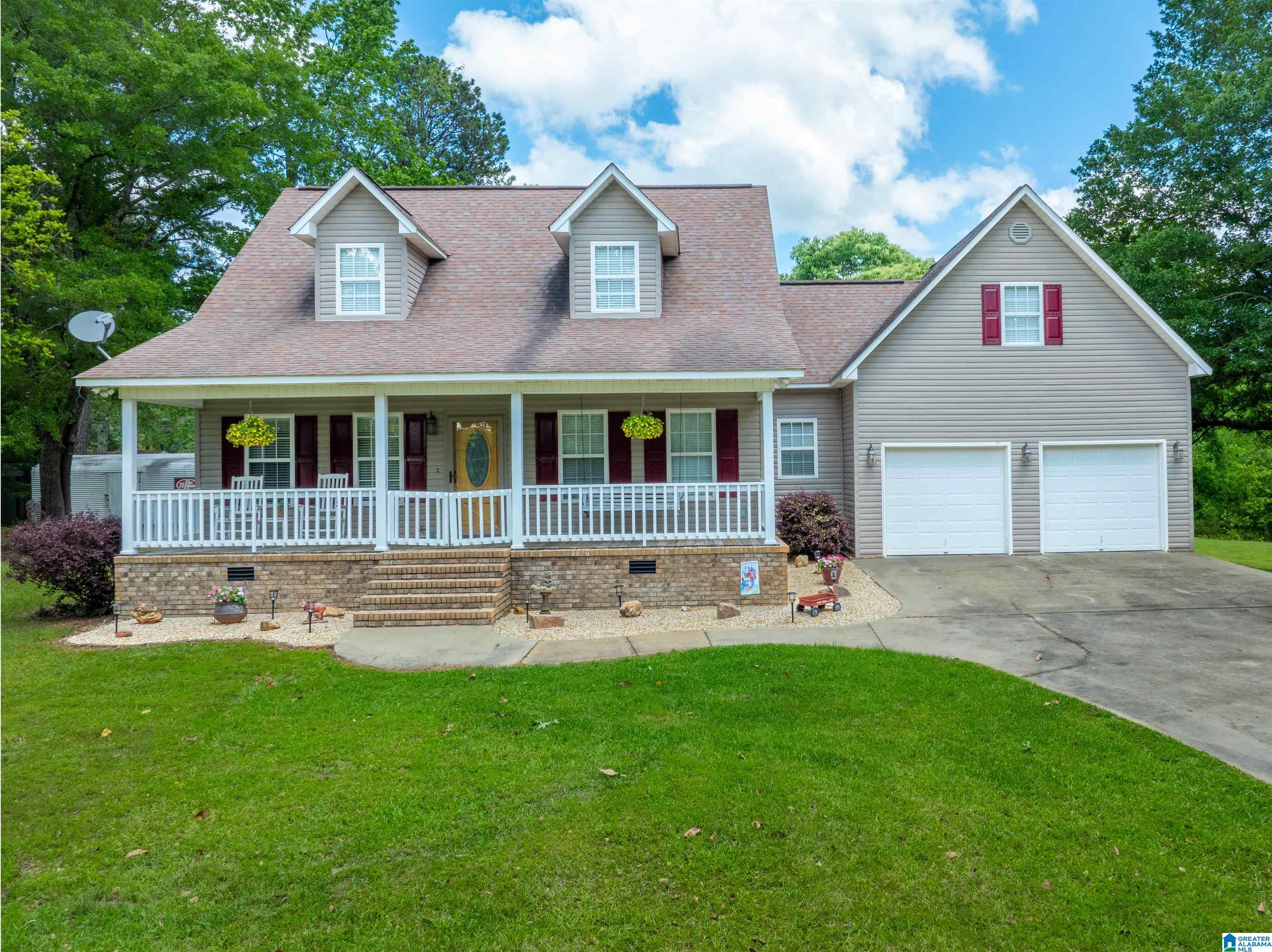 36 Woodlawn Road Piedmont, AL 36272 - Photo 1 of 53