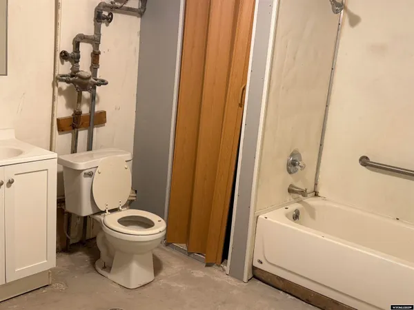 $160,000 | 712 Spencer Street, Riverton, WY 82501