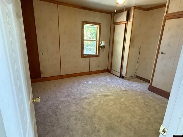 $160,000 | 712 Spencer Street, Riverton, WY 82501