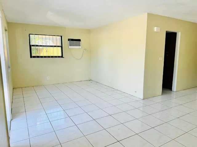 $2,200 | 1230 Northeast 136th Terrace, North Miami, FL 33161
