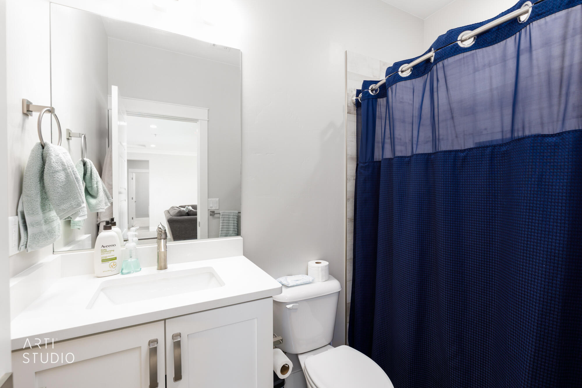 2252 Fieldstone Circle St. George, UT 84790 - Photo 22 of 49 2nd Main Bathroom