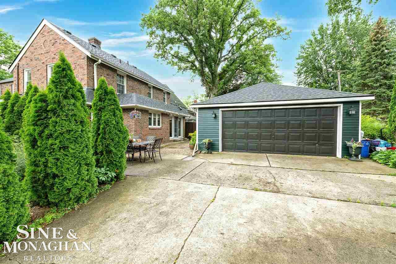 258 McMillan Road Grosse Pointe Farms, MI 48236 - Photo 34 of 41