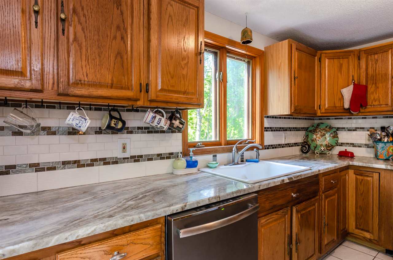 107 B Rockingham Road Londonderry, NH 03053 - Photo 11 of 39