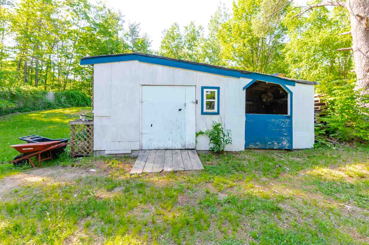 107 B Rockingham Road Londonderry, NH 03053 - Photo 36 of 39