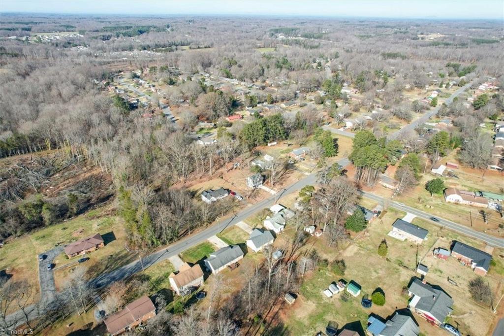 229 Mize Road Lexington, NC 27295 - Photo 28 of 30 Gallery Image 28