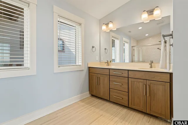 $5,999,900 | 981 Lighthouse Drive, Corolla, NC 27927