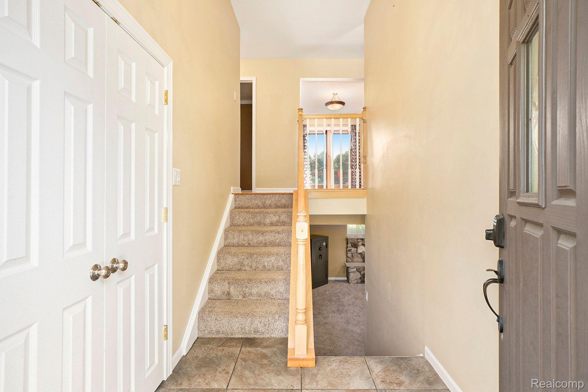 5107 Walker Road Davison, MI 48423 - Photo 3 of 31 Gallery Image 3