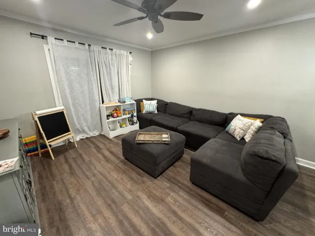 $220,000 | 760B Putnam Boulevard, Unit 31B, Wallingford, PA 19086