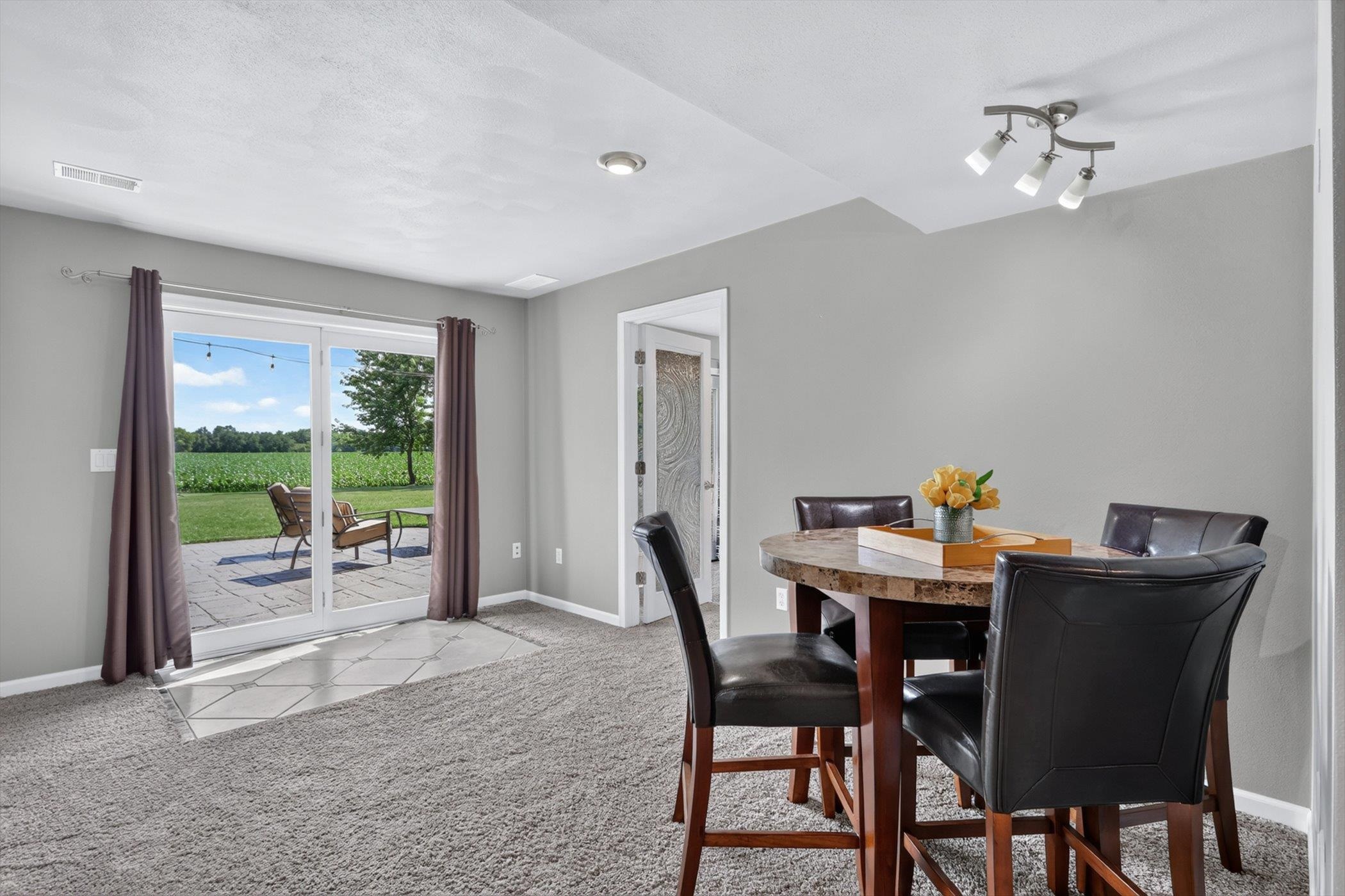 5542 East L T Townline Road Beloit, WI 53511 - Photo 36 of 55
