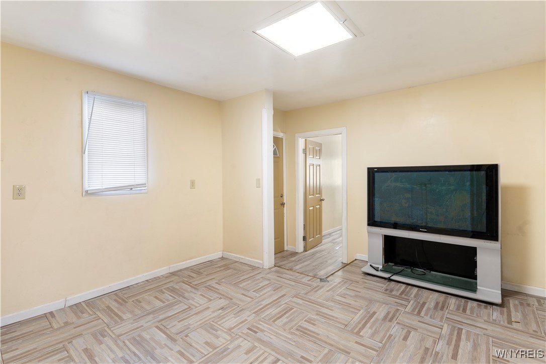 348 Prospect Avenue Buffalo, NY 14201 - Photo 23 of 28