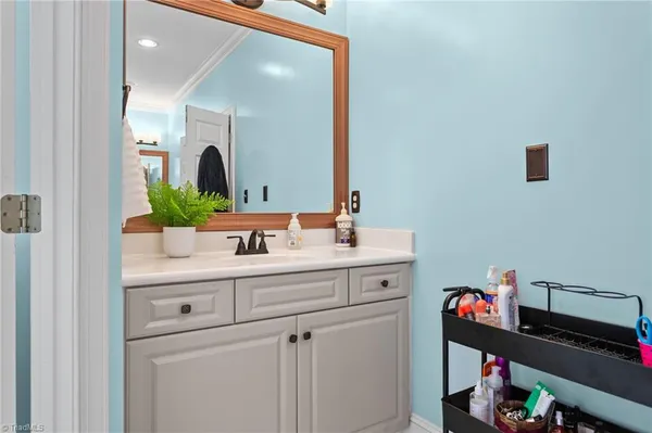 $799,900 | 1515 Timber Creek Lane, Kernersville, NC 27284