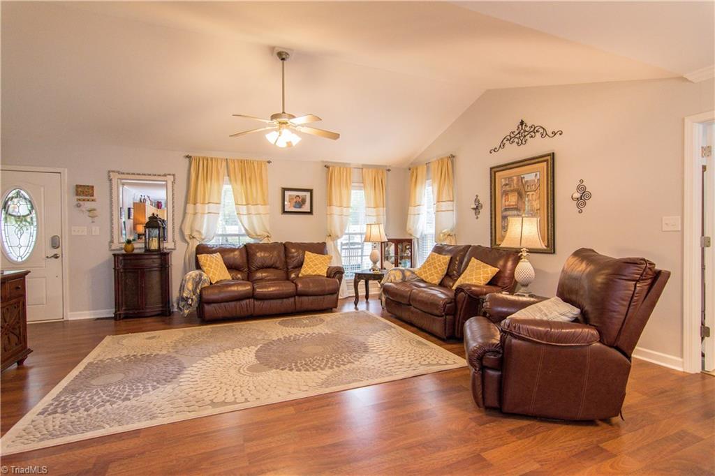 1572 Danny Bell Road Asheboro, NC 27205 - Photo 9 of 24 Gallery Image 9