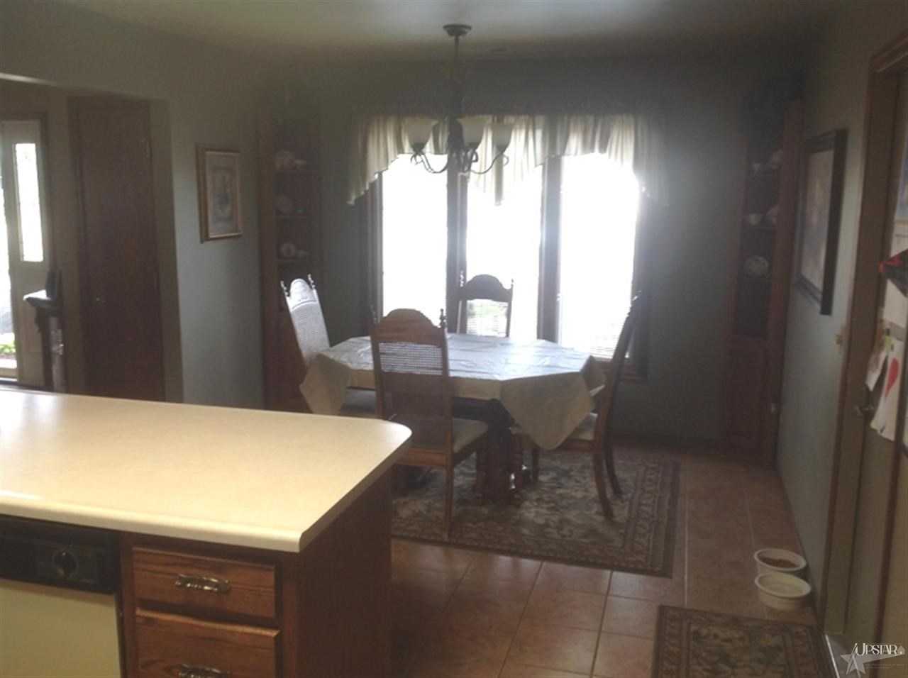 1033 Woodridge Drive Decatur, IN 46733 - Photo 7 of 11