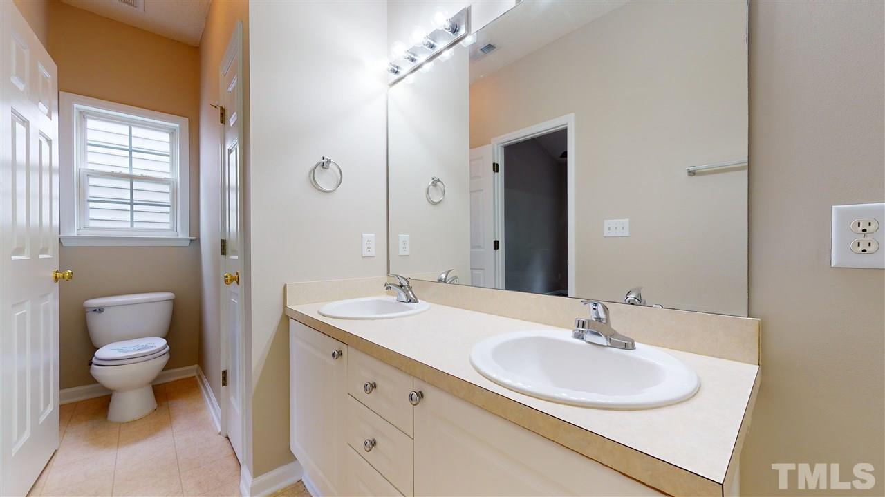 5333 Sahalee Way Raleigh, NC 27604 - Photo 14 of 24 Gallery Image 14