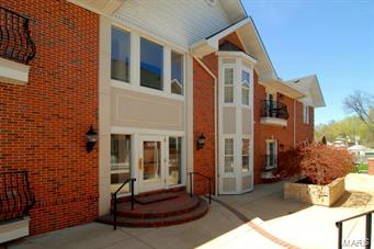 11299 Manchester Road, Unit 3A St. Louis, MO 63122 - Photo 2 of 23 Gallery Image 2