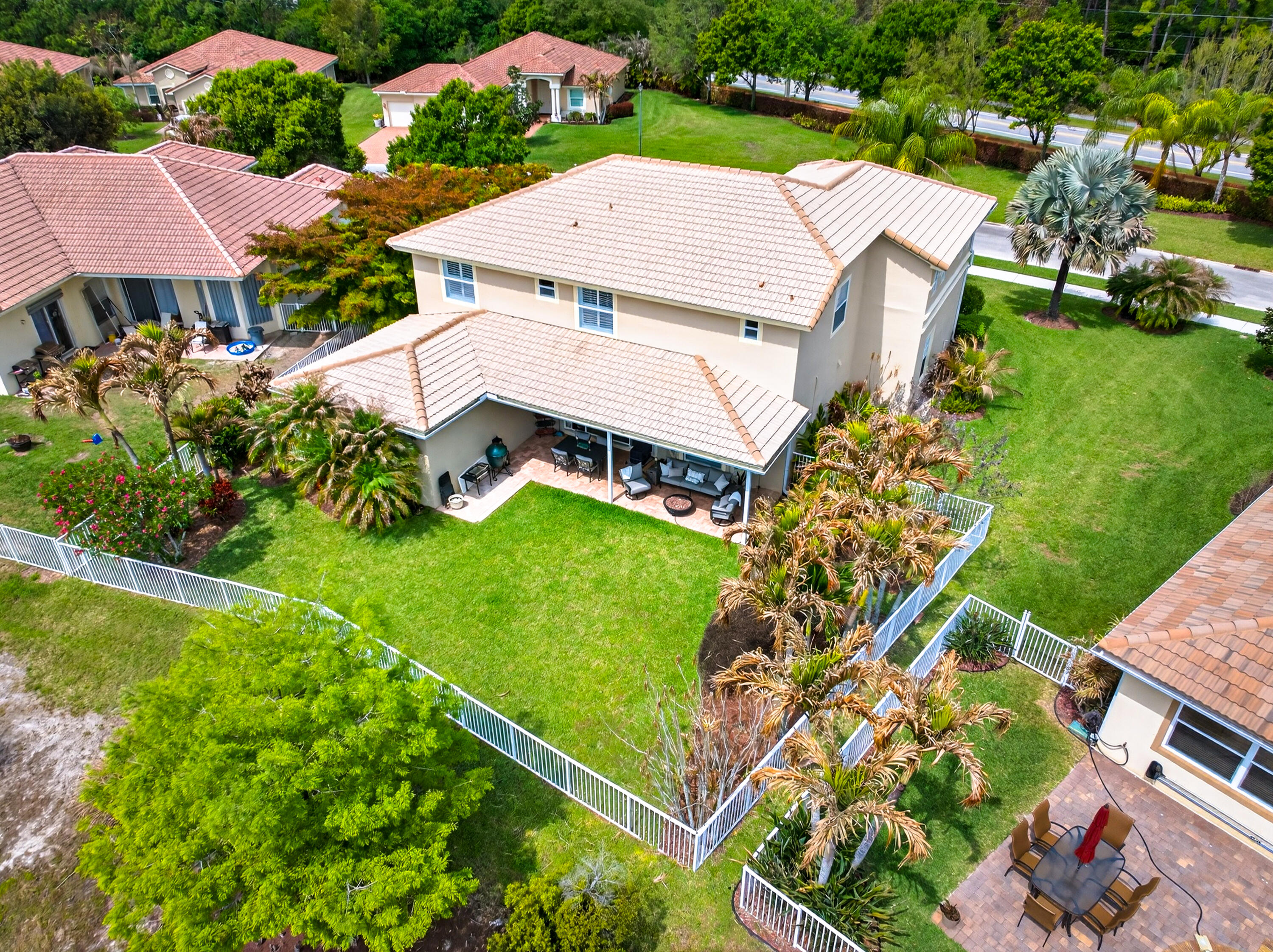 1315 Southeast Conference Circle Stuart, FL 34997 - Photo 31 of 55 an aerial view of a house with garden