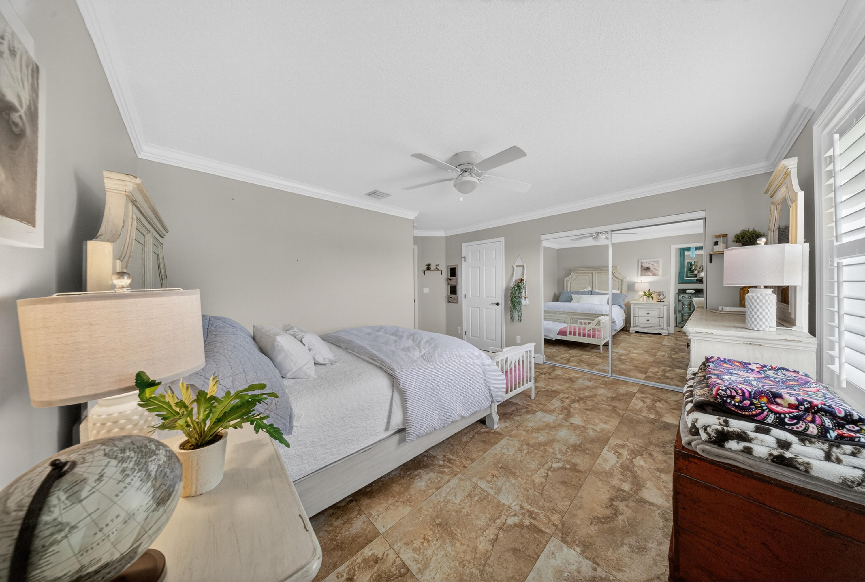 1315 Southeast Conference Circle Stuart, FL 34997 - Photo 45 of 55 a living room with furniture flowerpot and a potted plant