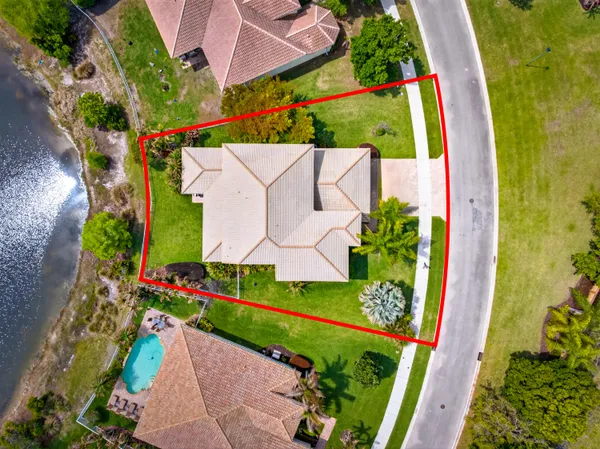 $975,000 | 1315 Southeast Conference Circle, Stuart, FL 34997