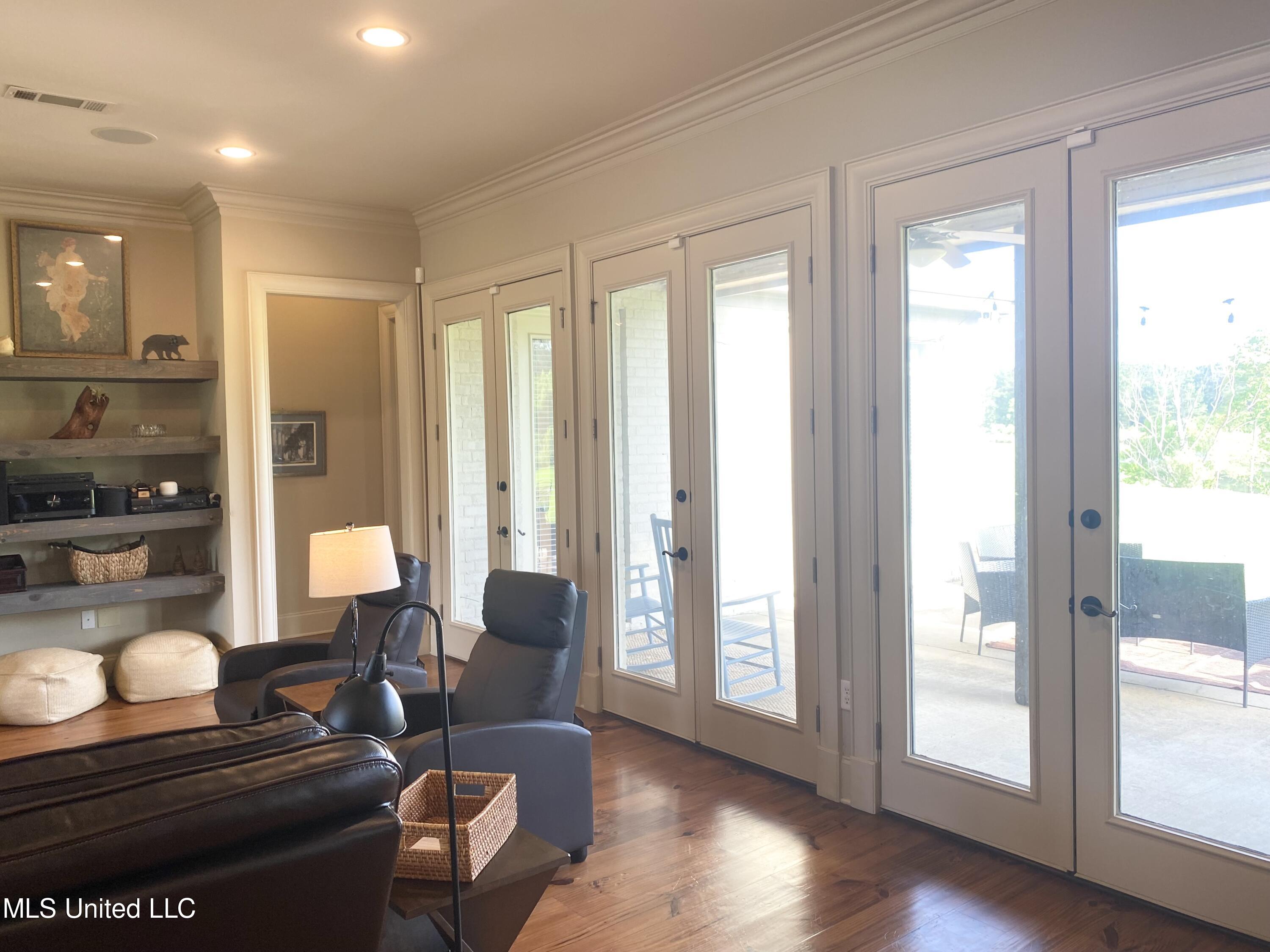 305 Buckingham Court Ridgeland, MS 39157 - Photo 11 of 60 fam6