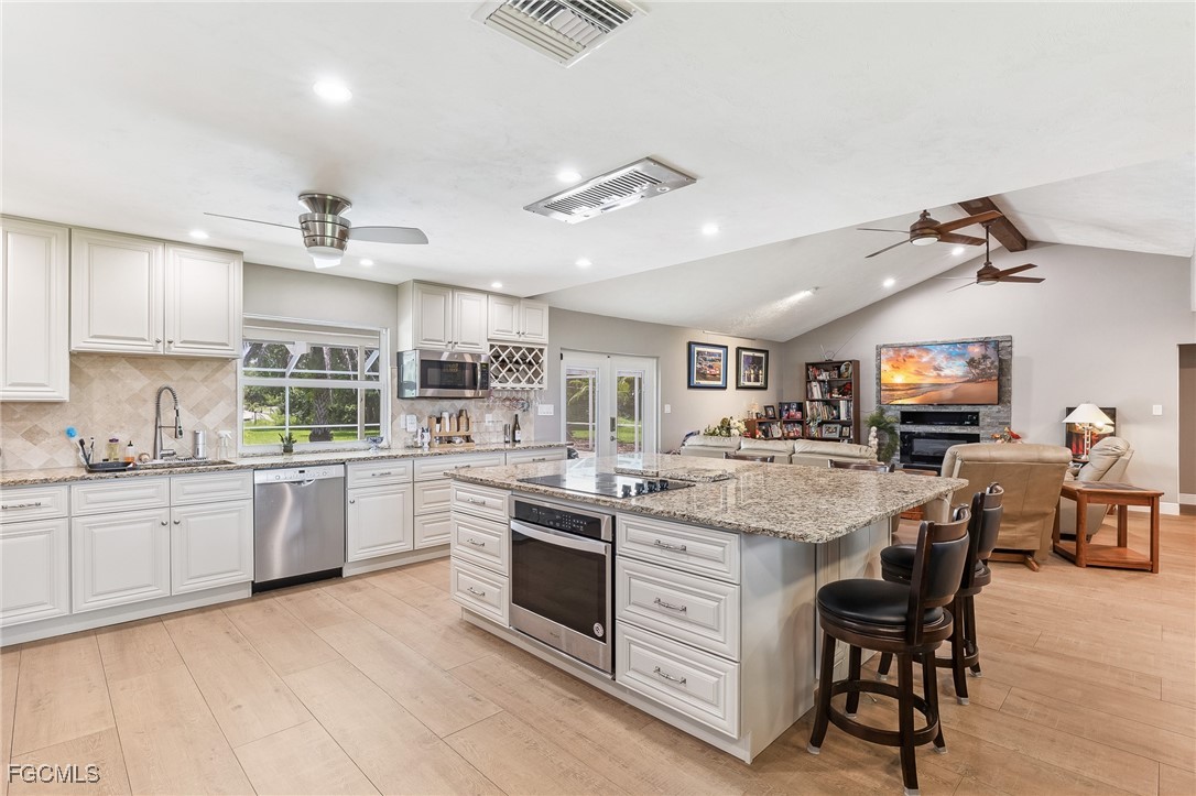 6261 Greenbriar Farms Road Fort Myers, FL 33905 - Photo 5 of 32