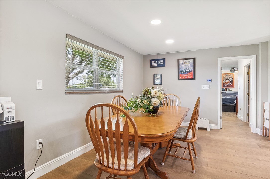 6261 Greenbriar Farms Road Fort Myers, FL 33905 - Photo 9 of 32