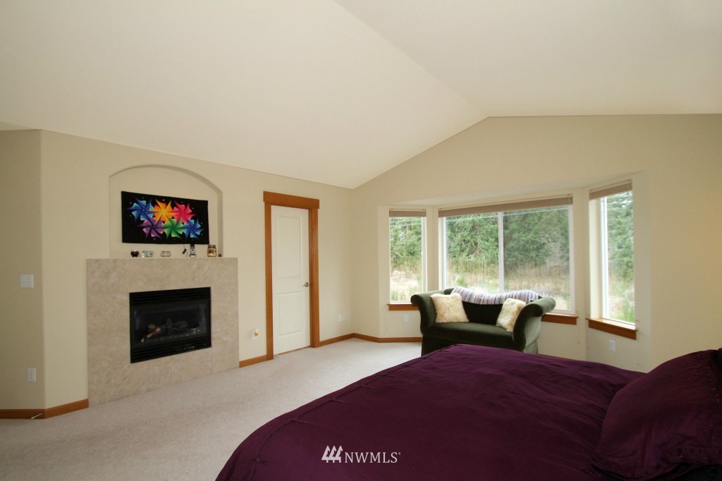 606 195th Street Southeast Bothell, WA 98012 - Photo 10 of 17