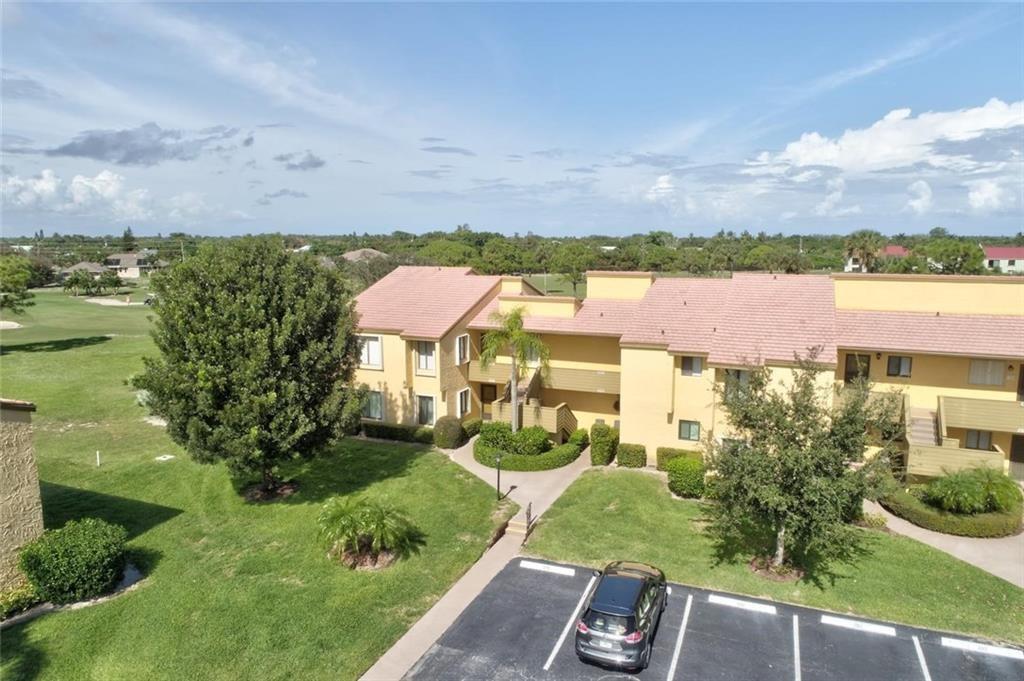 5363 Southeast Miles Grant Road, Unit D201 Stuart, FL 34997 - Photo 39 of 66 Gallery Image 39
