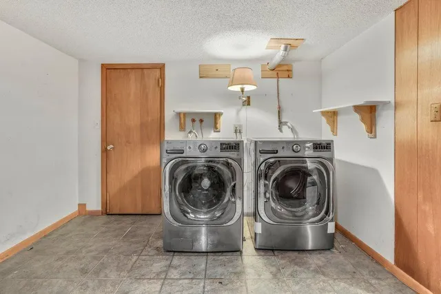 $3,595 | 400 Natchez Avenue North, Golden Valley, MN 55422