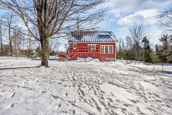 $289,900 | 103 Shady Lane, Canaan, ME 04924