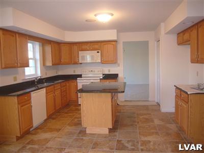 3287 Frontier Road Kutztown, PA 19530 - Photo 9 of 11 Kitchen