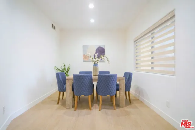 $715,000 | 861 South Windsor Boulevard, Unit 103, Los Angeles, CA 90005