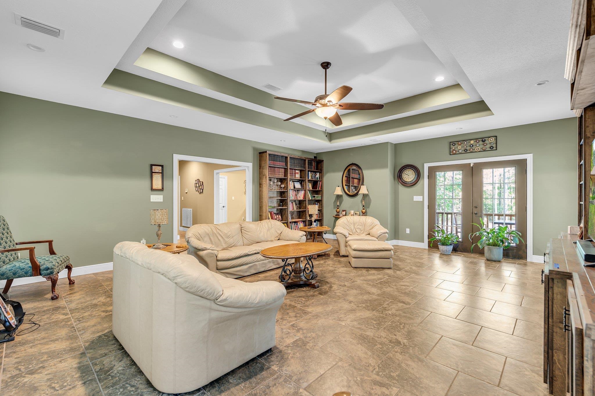 12449 Maytower Road Stockton, AL 36579 - Photo 43 of 70 Living Room