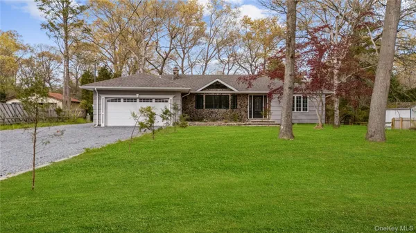 $5,950 | 257 Southlawn Avenue, Central Islip, NY 11722