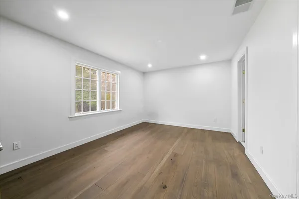 $5,950 | 257 Southlawn Avenue, Central Islip, NY 11722