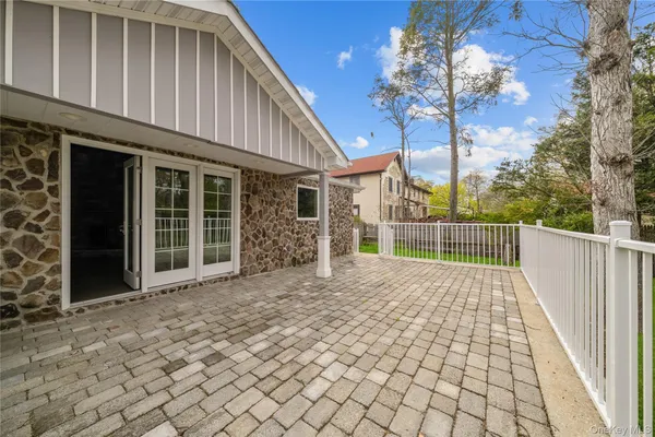 $5,950 | 257 Southlawn Avenue, Central Islip, NY 11722