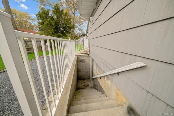 $5,950 | 257 Southlawn Avenue, Central Islip, NY 11722