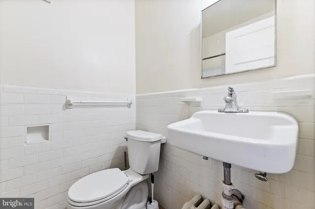 $750,000 | 1213 Penn Street Northeast, Washington, DC 20002