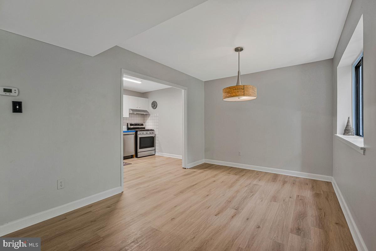 1663 Parkcrest Circle, Unit 200 Reston, VA 20190 - Photo 11 of 30