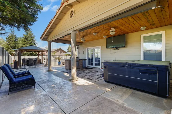 $739,000 | 22640 North Marina Way, Cottonwood, CA 96022