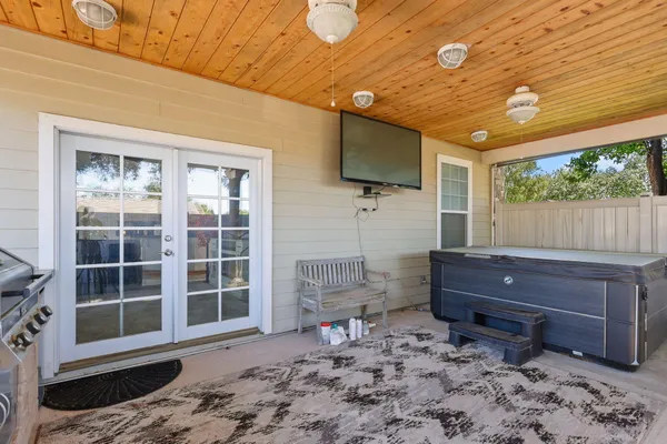 $739,000 | 22640 North Marina Way, Cottonwood, CA 96022