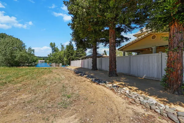 $739,000 | 22640 North Marina Way, Cottonwood, CA 96022