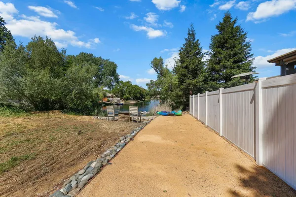 $739,000 | 22640 North Marina Way, Cottonwood, CA 96022