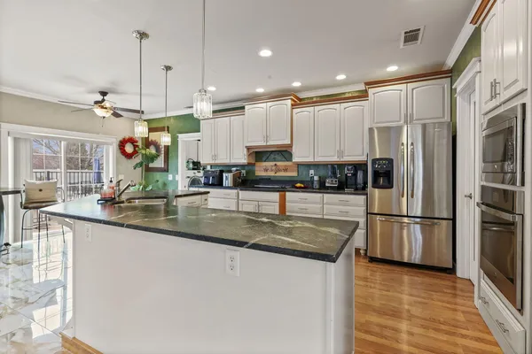 $739,000 | 22640 North Marina Way, Cottonwood, CA 96022