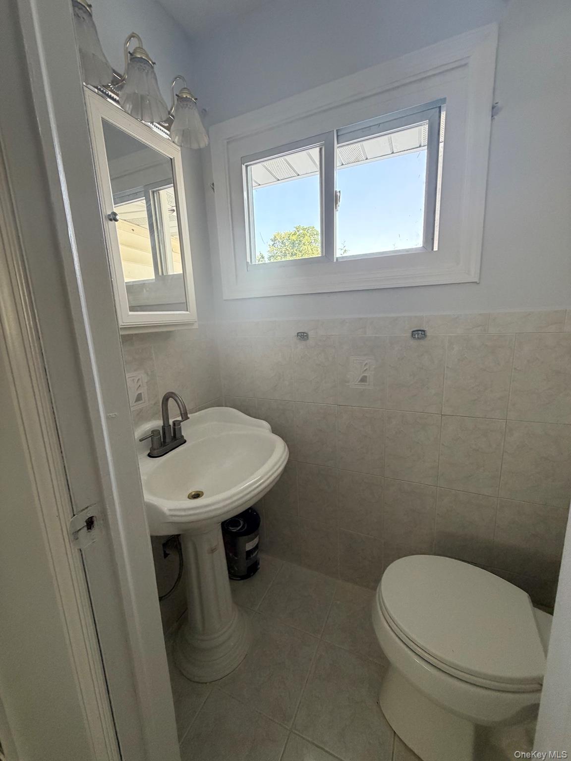 5 Plum Tree Lane Commack, NY 11725 - Photo 8 of 10