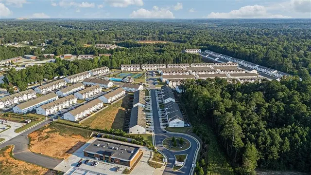 $2,000 | 114 Auburn Valley Way, Auburn, GA 30011