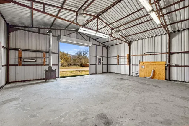 $150,000 | 715 East 10th Street, Kemp, TX 75143