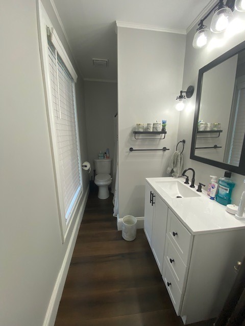 121 Prospect Street Woonsocket, RI 02895 - Photo 7 of 25 2nd floor bath